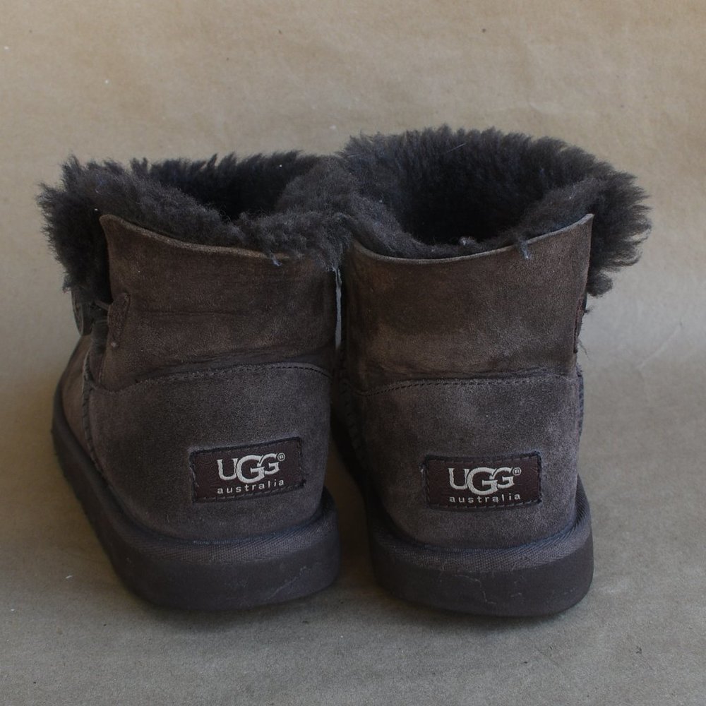 * Ugg Mini Bailey Button Shearling Lined Boot 6 - image 4